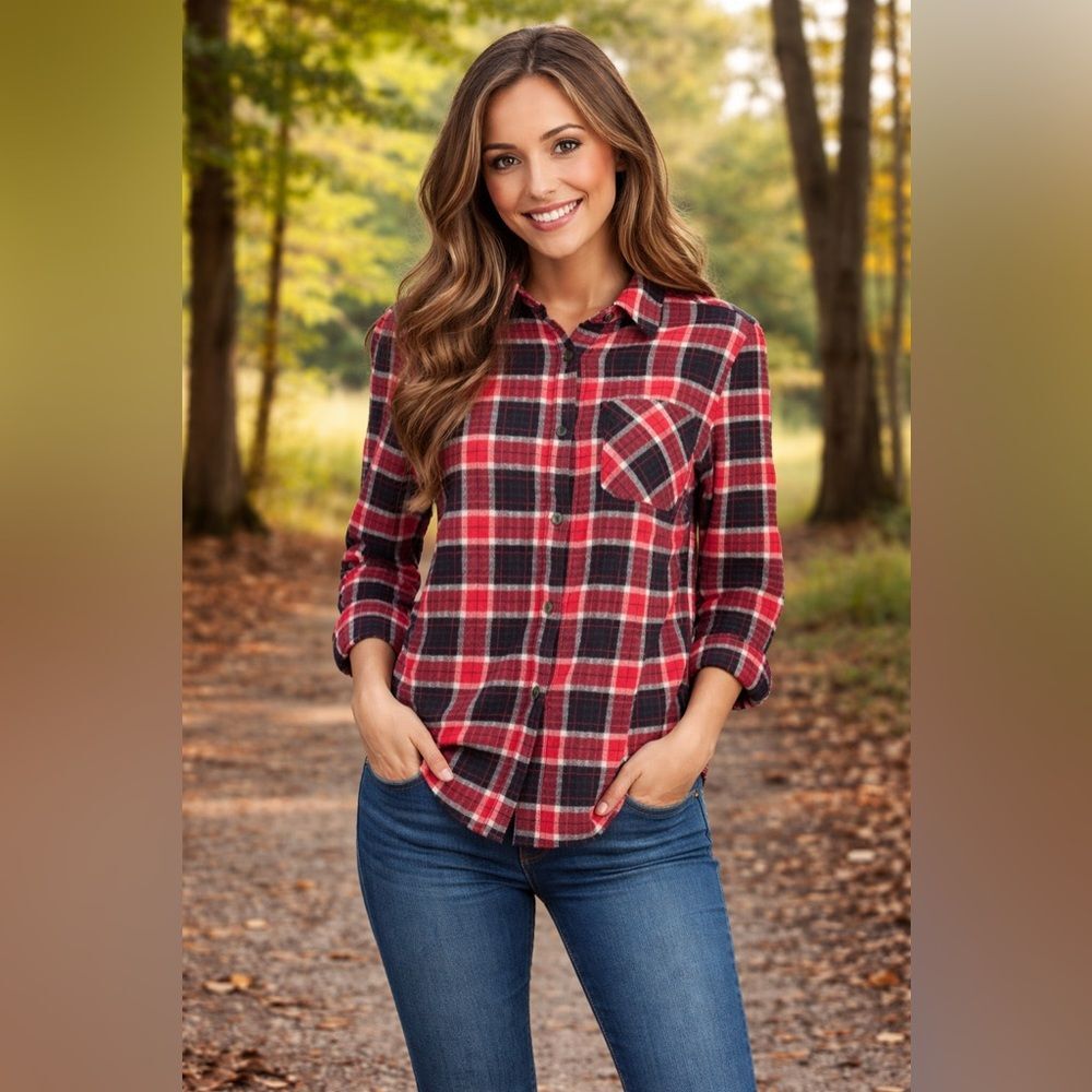 Red and Black Plaid Button-Up Shirt M